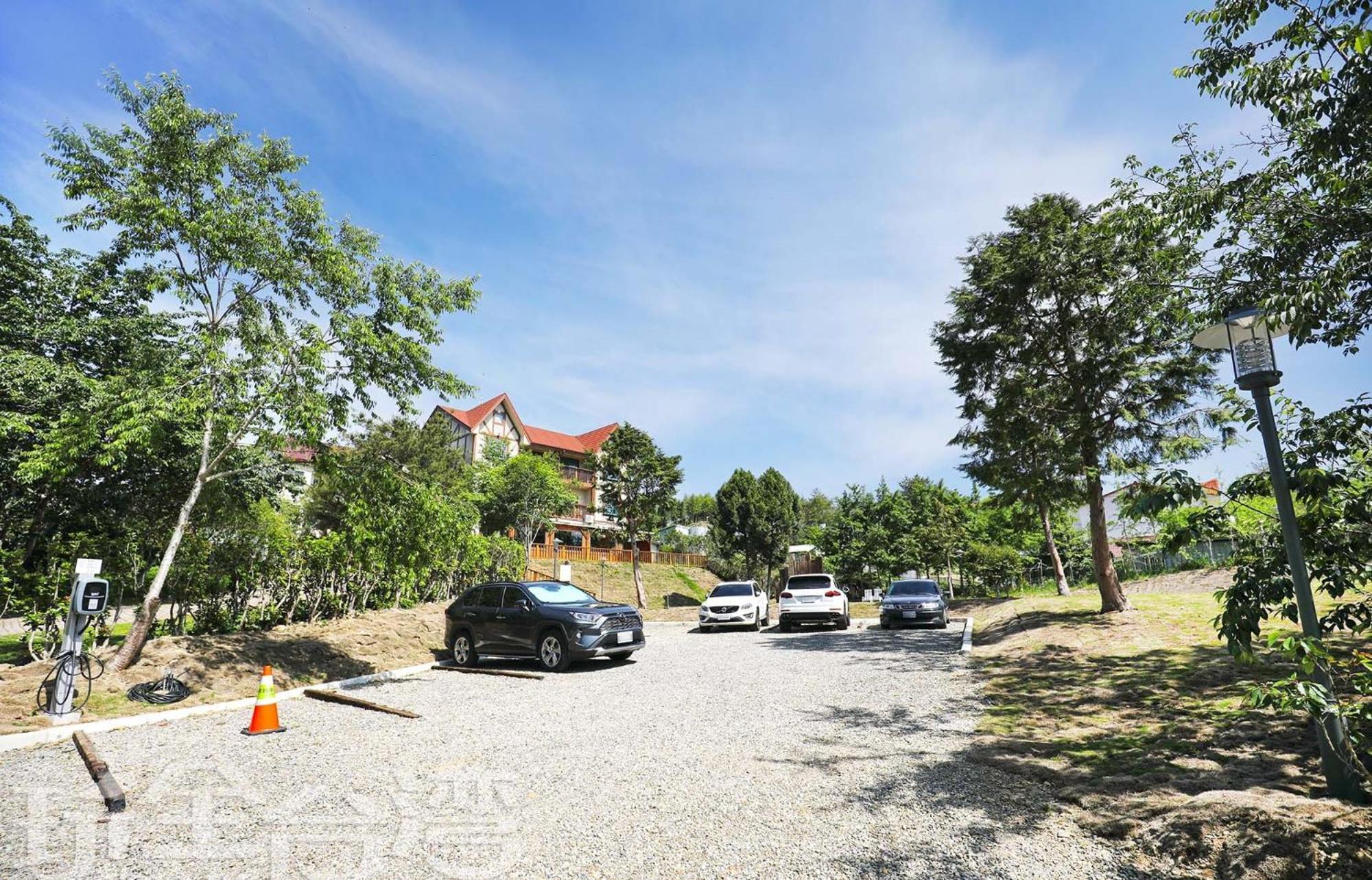 仁爱乡寞内花园山庄公寓 外观 照片